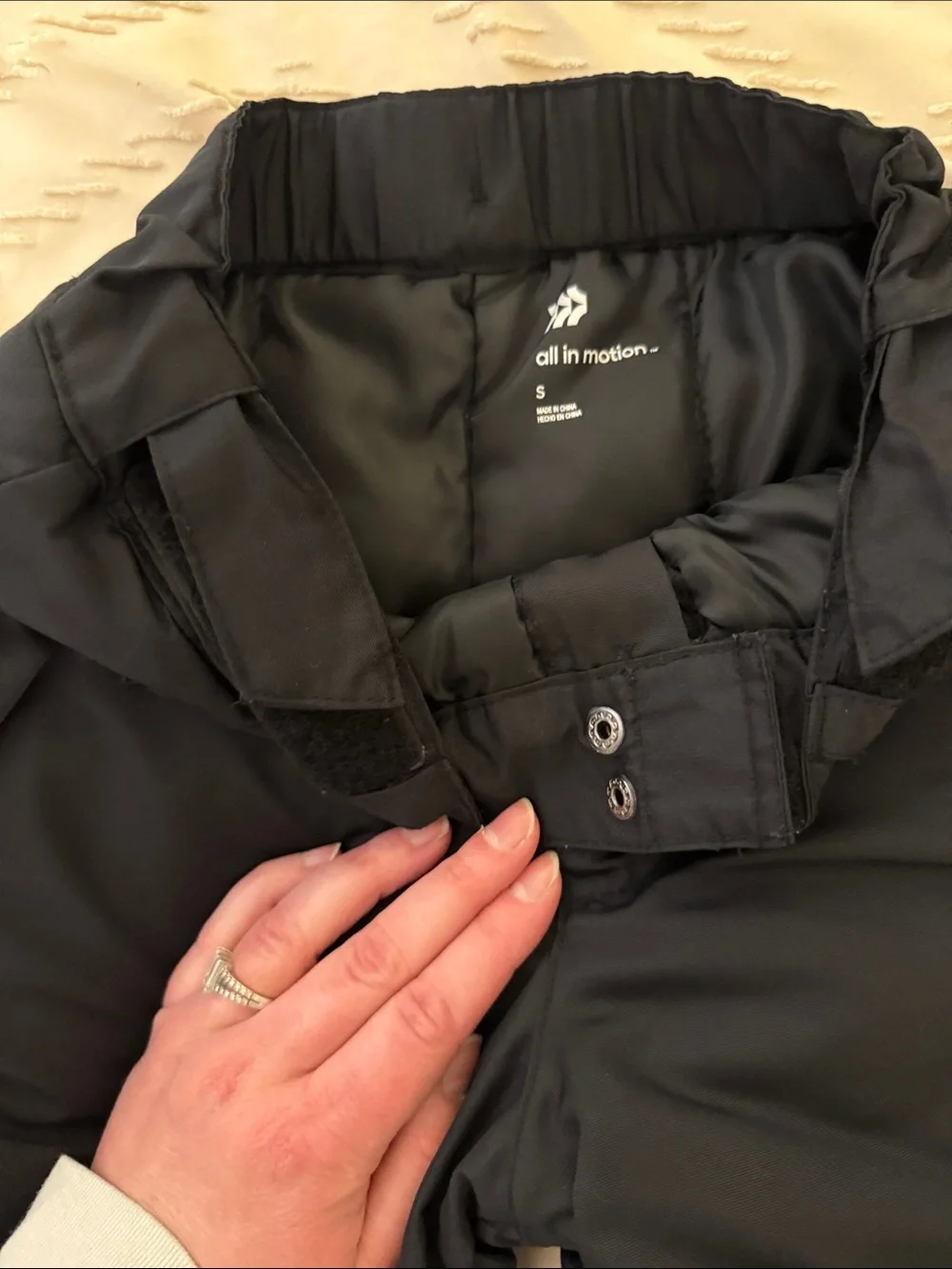 Black Insulated Snow Pants - Picture 4 of 10